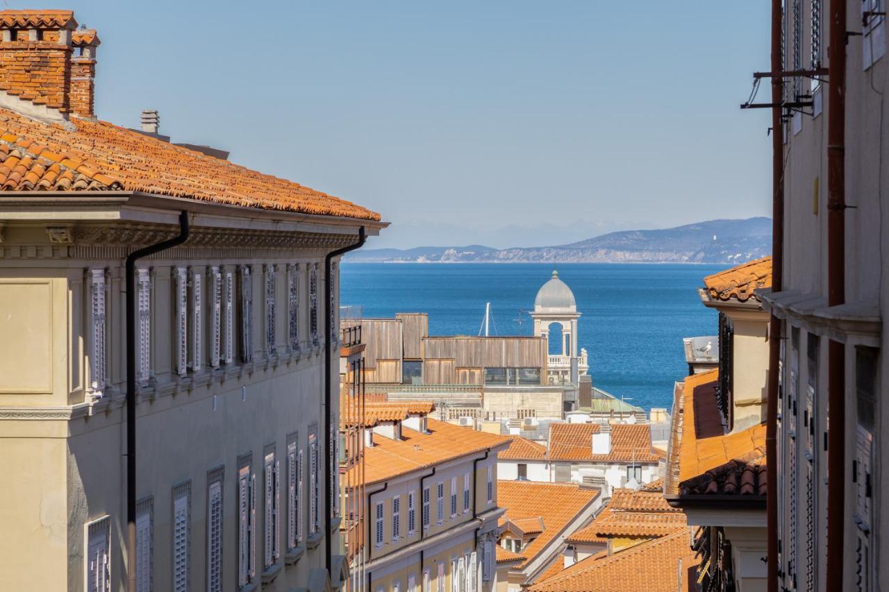 Zola, Charme E Vista Nel Cuore Di Trieste Eksteriør bilde